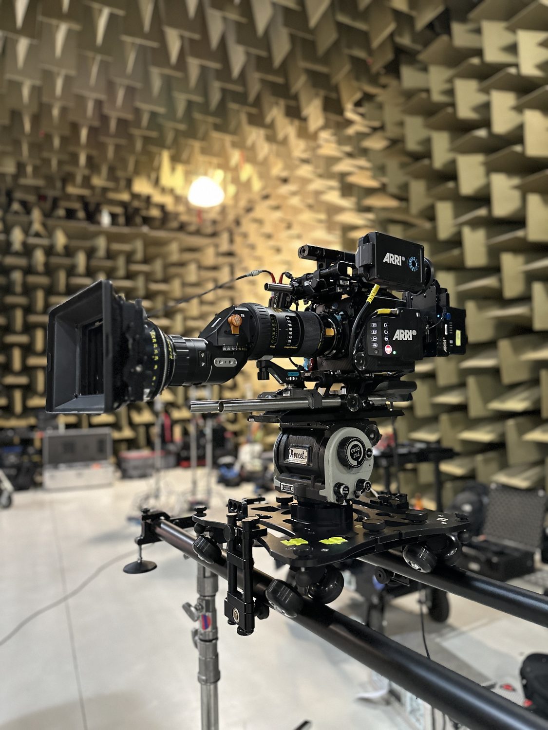 Matt Perren on set — behind the scenes 18