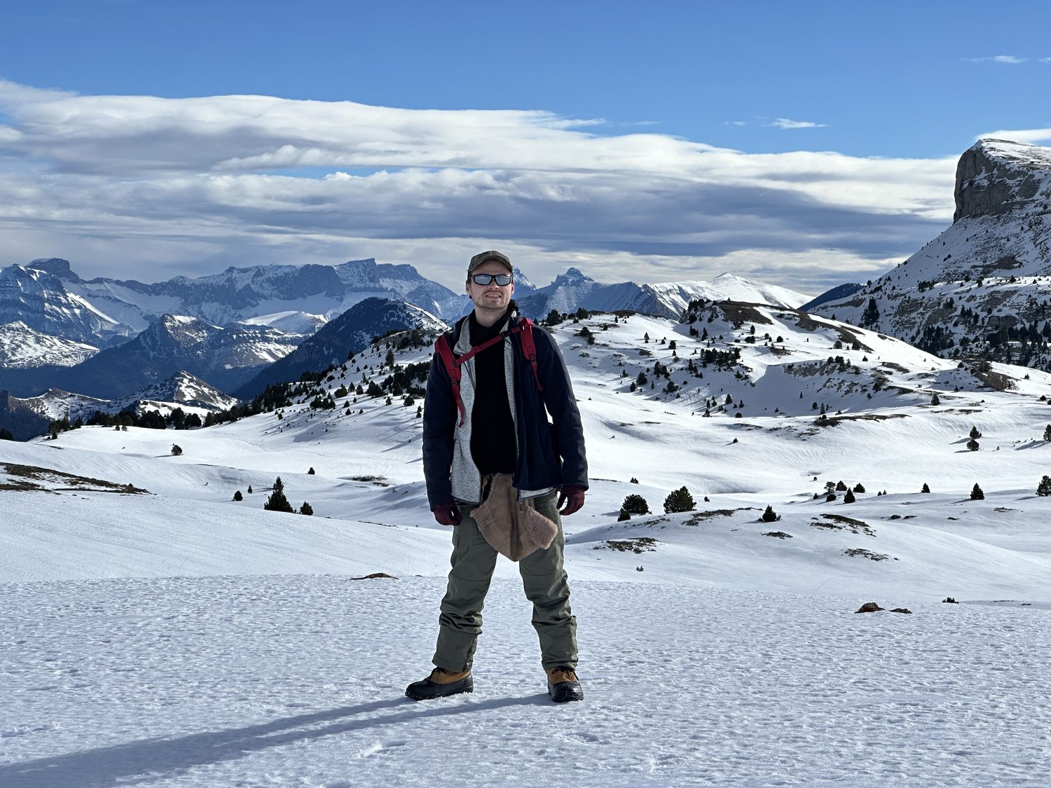 Matt Perren on set — behind the scenes 11